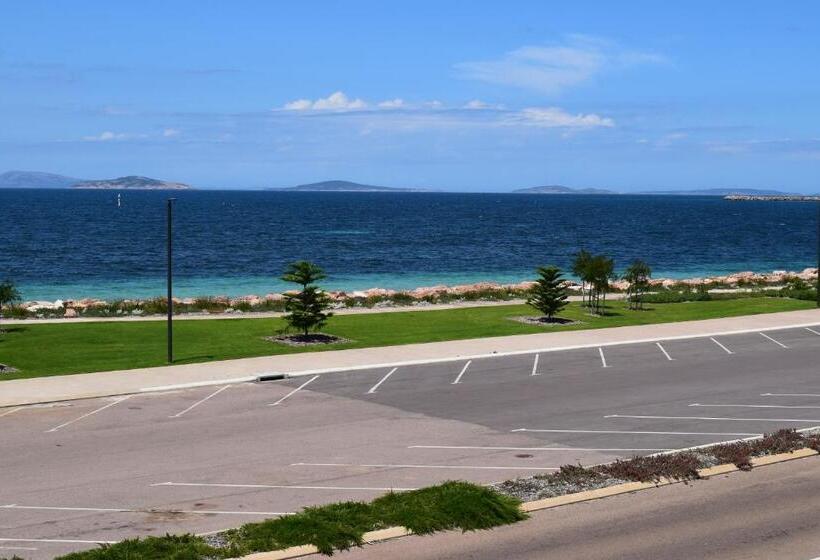 침실 2개 바다 전망 아파트, The Jetty Resort