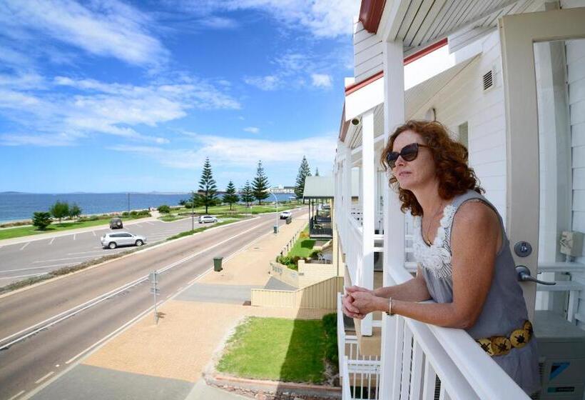 آپارتمان 2 خوابه با چشمانداز دریا, The Jetty Resort