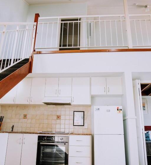 آپارتمان 2 خوابه با چشمانداز دریا, The Jetty Resort