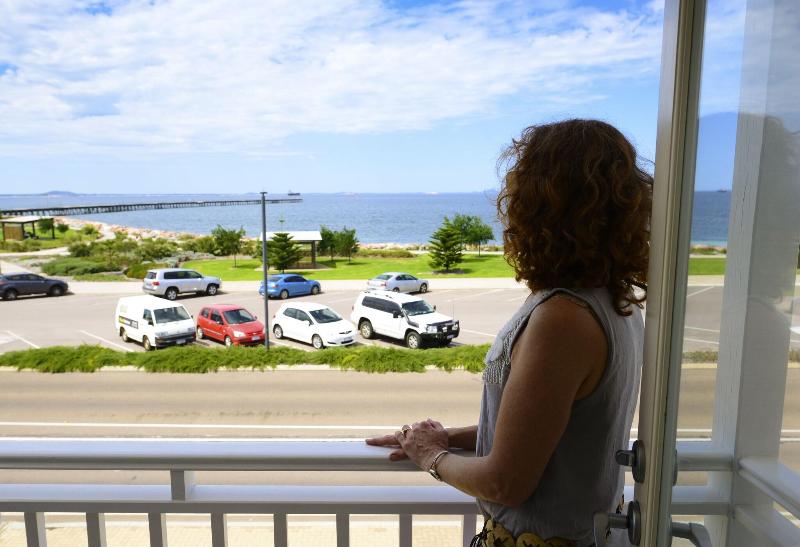 آپارتمان 2 خوابه با چشمانداز دریا, The Jetty Resort