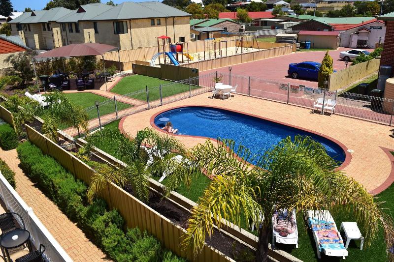 اتاق استاندارد با چشمانداز استخر, The Jetty Resort