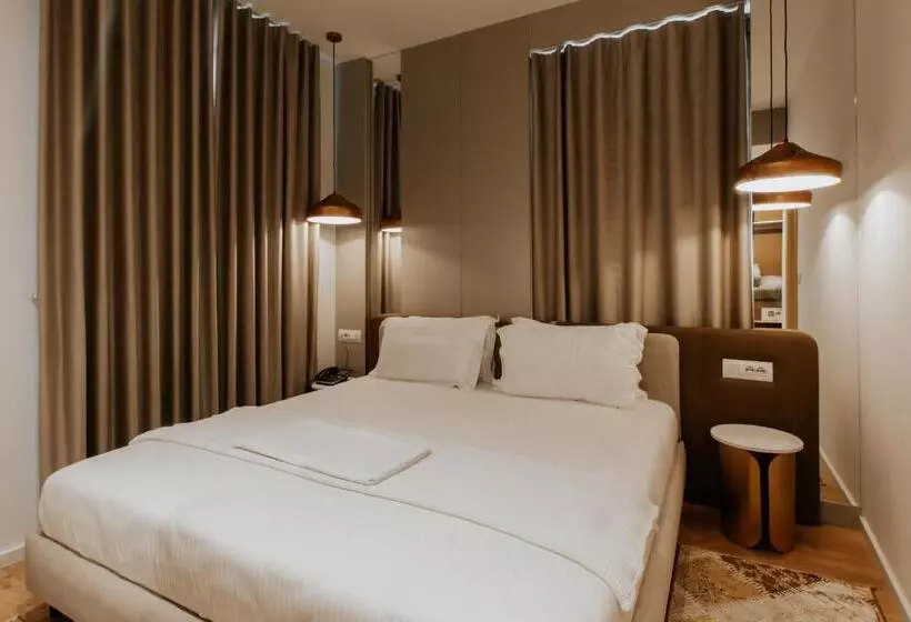 اتاق استاندارد با چشم‌انداز شهر, Sharm Hotel Luxury