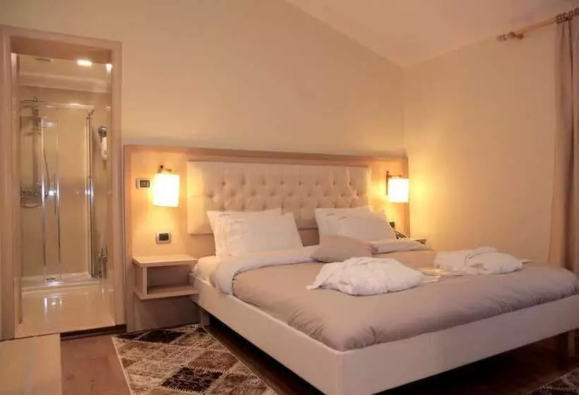 سوییت, Sharm Hotel Luxury