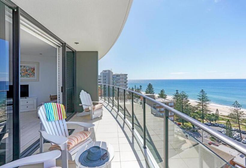 آپارتمان ممتاز سه‌خوابه رو به دریا, Ambience On Burleigh Beach