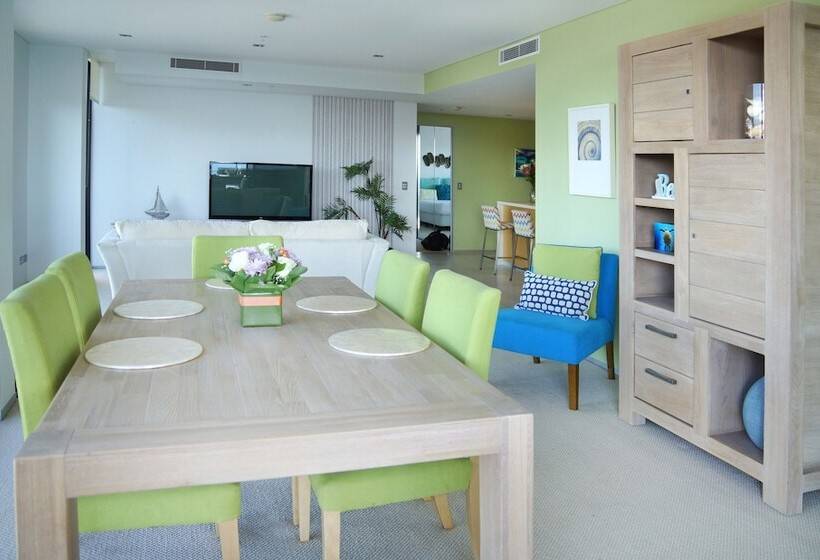 شقة 3 غرف مطلة على البحر, Ambience On Burleigh Beach