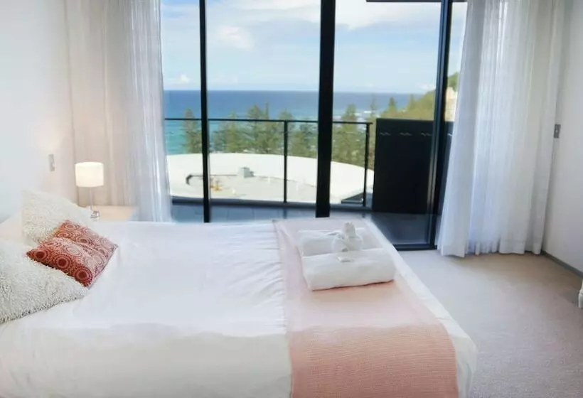 آپارتمان 3 خوابه با چشم‌انداز دریا, Ambience On Burleigh Beach