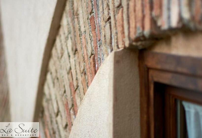 经济房, B&b La Suite