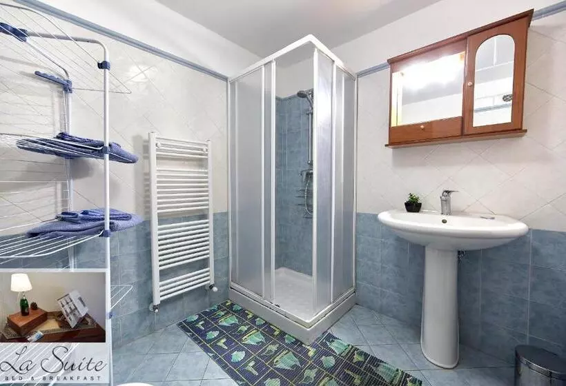 اتاق خانوادگی, B&b La Suite