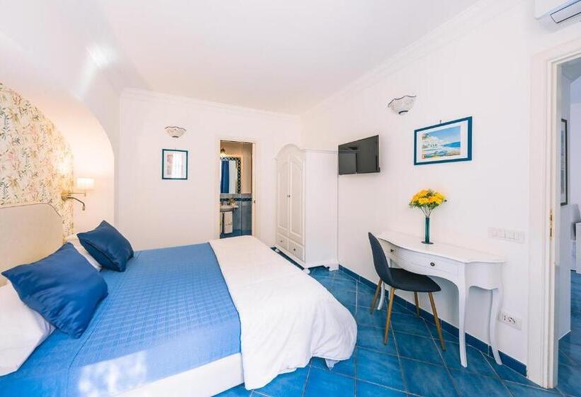 اتاق اکونومی, Al Borgo Torello