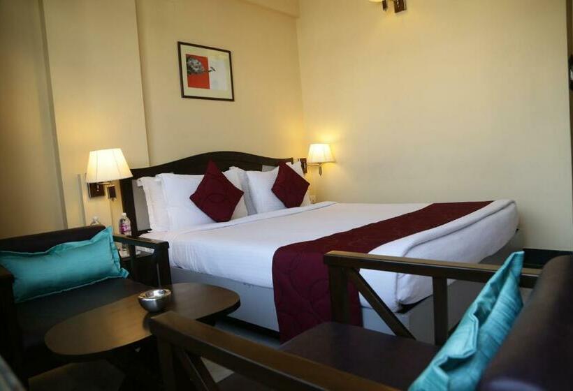 اتاق پرمیوم, Capitol Residency