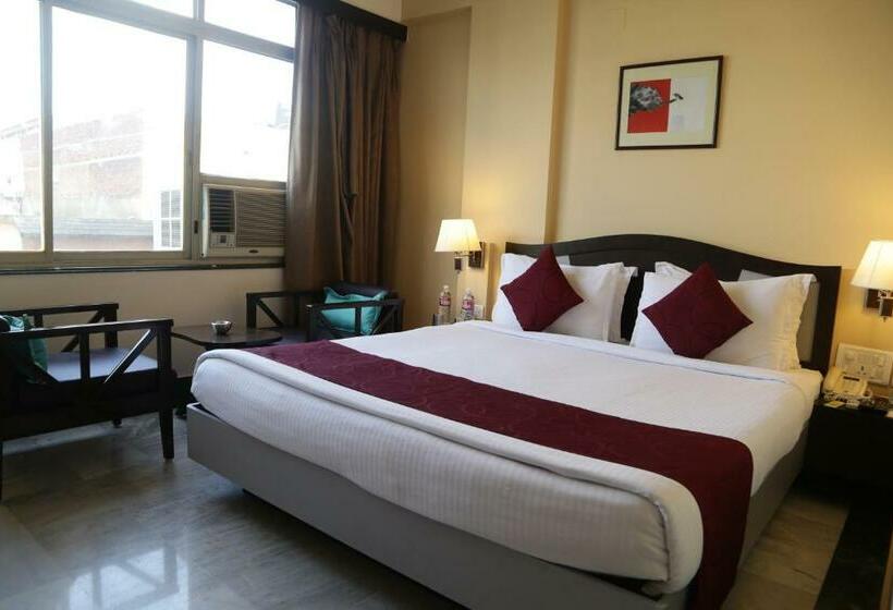 اتاق پرمیوم, Capitol Residency