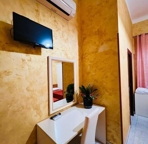 اتاق استاندارد یک نفره, Casali