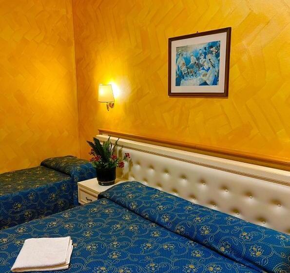 اتاق استاندارد چهار تخته, Casali