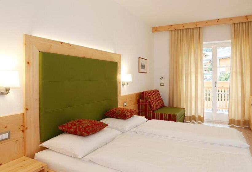 Апартаменты Comfort 2 Спальни, Christophorus Mountain Residence