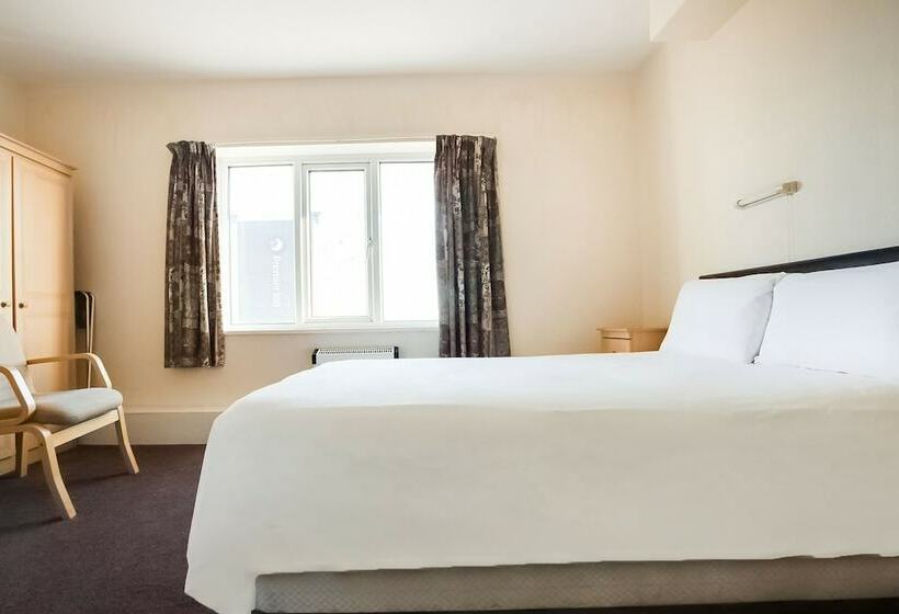 Четырехместный Номер Стандарт, Grosvenor House