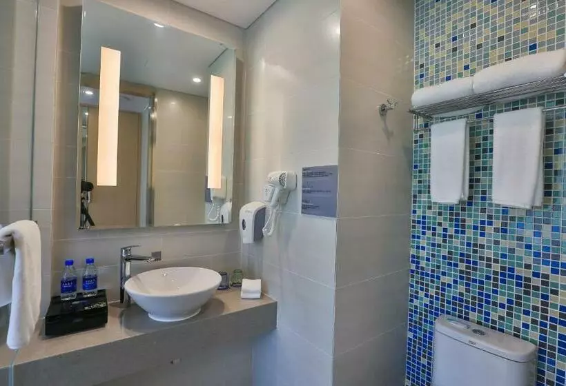 マウンテンビューファミリールーム, Holiday Inn Express Emei Mountain, An Ihg