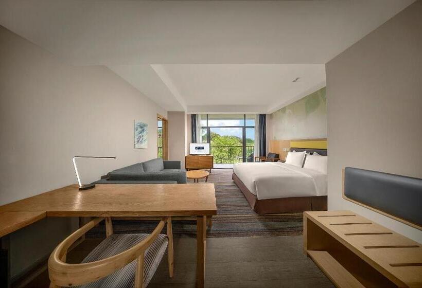 リバービュースイート, Holiday Inn Express Emei Mountain, An Ihg