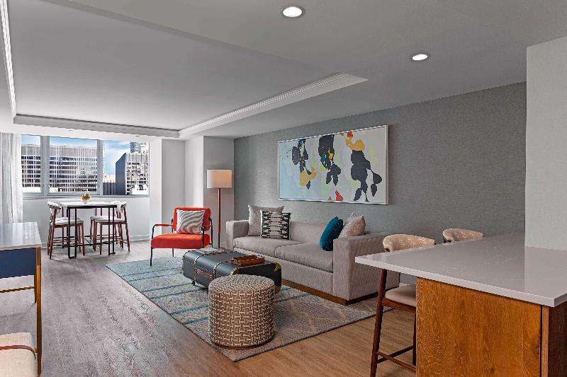 キングサイズベッドのスタンダードルーム, Holiday Inn Express Emei Mountain, An Ihg