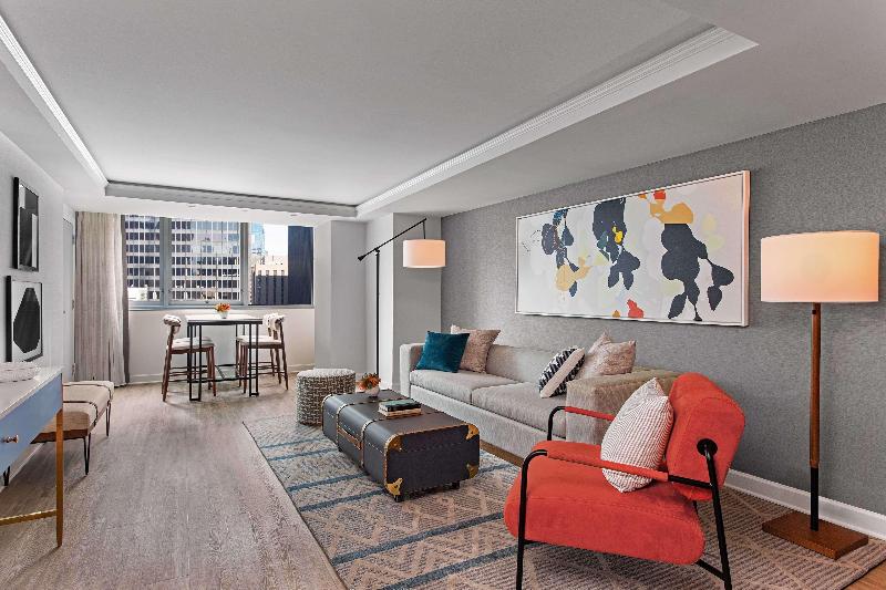 キングサイズベッドのスタンダードルーム, Holiday Inn Express Emei Mountain, An Ihg