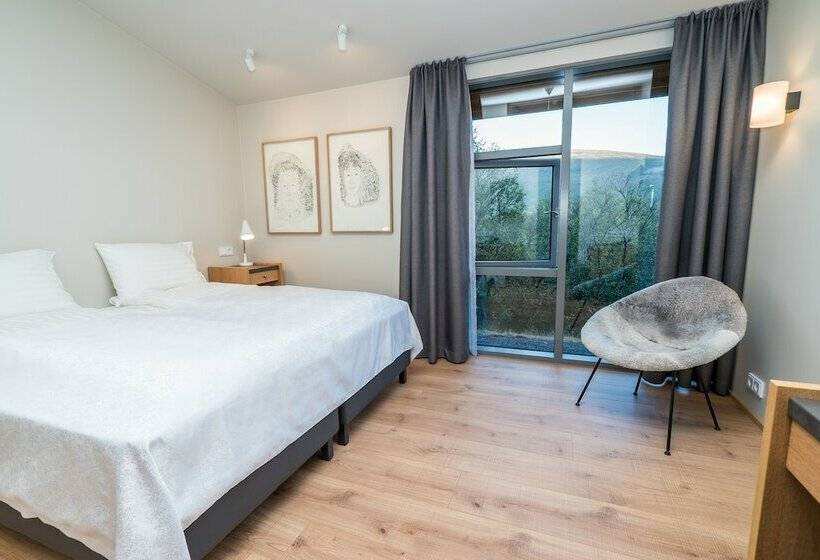 اتاق استاندارد, Husafell