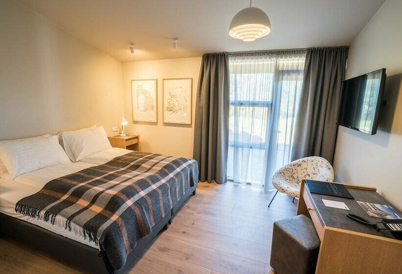 اتاق سوپریور, Husafell