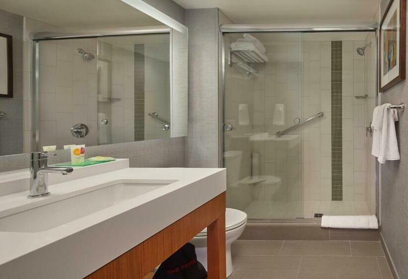 Standard Room Superior Floor, Hyatt Place State College