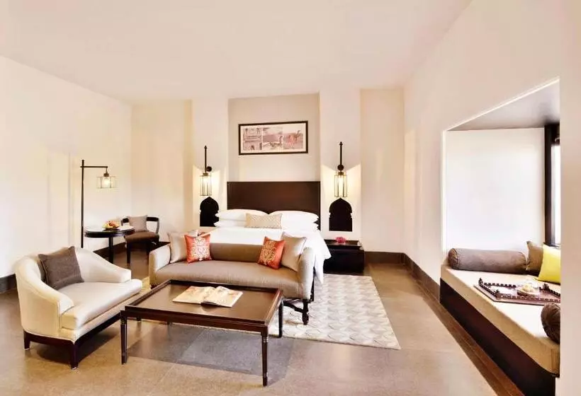 ロイヤルルーム, Jaisalmer Marriott Resort & Spa