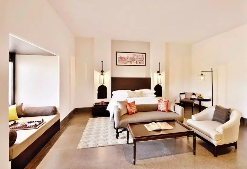 ロイヤルルーム, Jaisalmer Marriott Resort & Spa