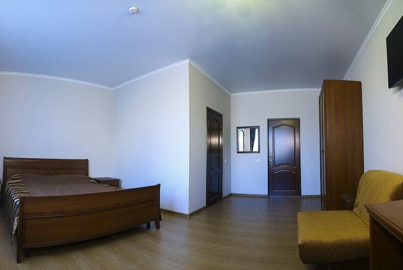 اتاق راحتی سه تخته, Kruiz