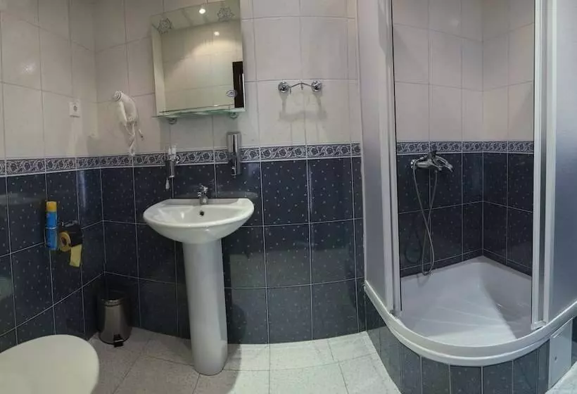 اتاق راحتی یک تخته, Kruiz
