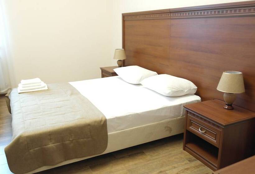 اتاق راحتی یک تخته, Kruiz