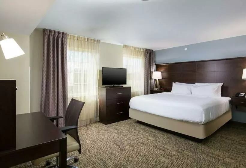 キングサイズベッドのスイートルーム, Staybridge Suites   Columbus Polaris, An Ihg