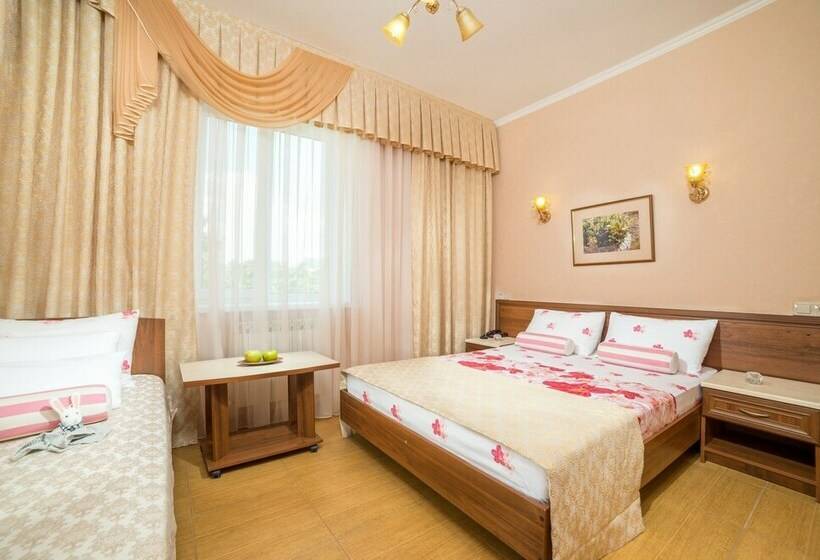 اتاق خانوادگی, Milotel M+