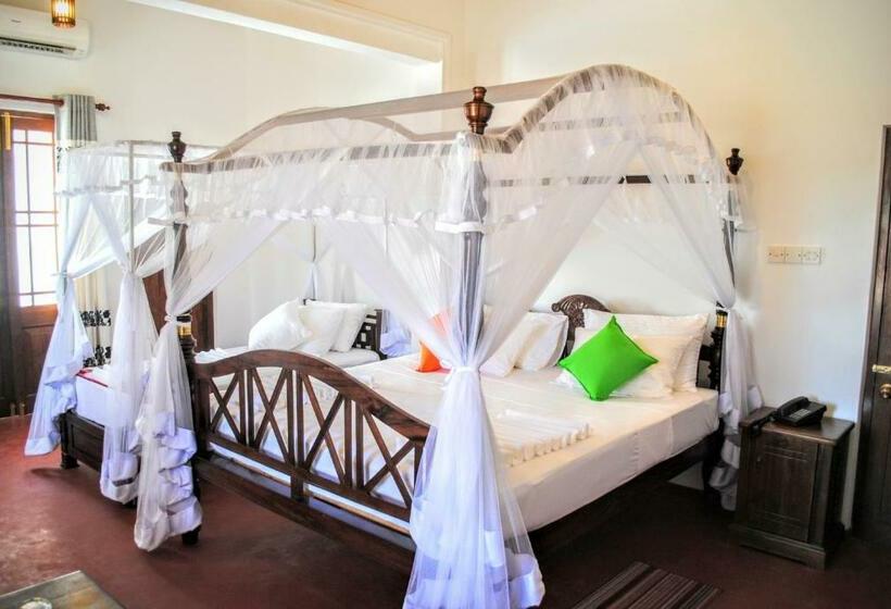 غرفة ديلوكس, Miura Dutch Edge