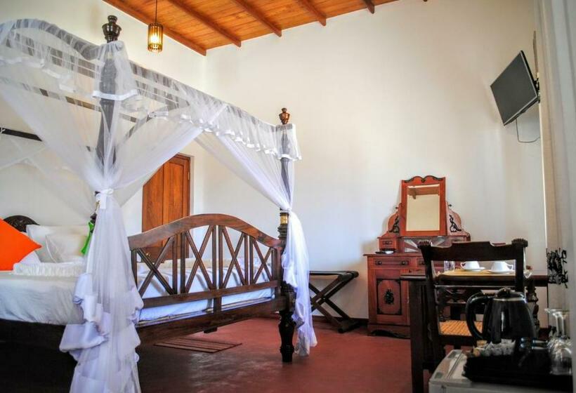 غرفة ديلوكس, Miura Dutch Edge