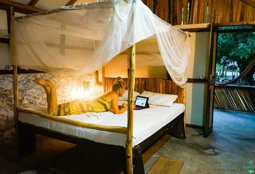 اتاق خانوادگی با چشم‌انداز باغ, Valampuri Kite Resort