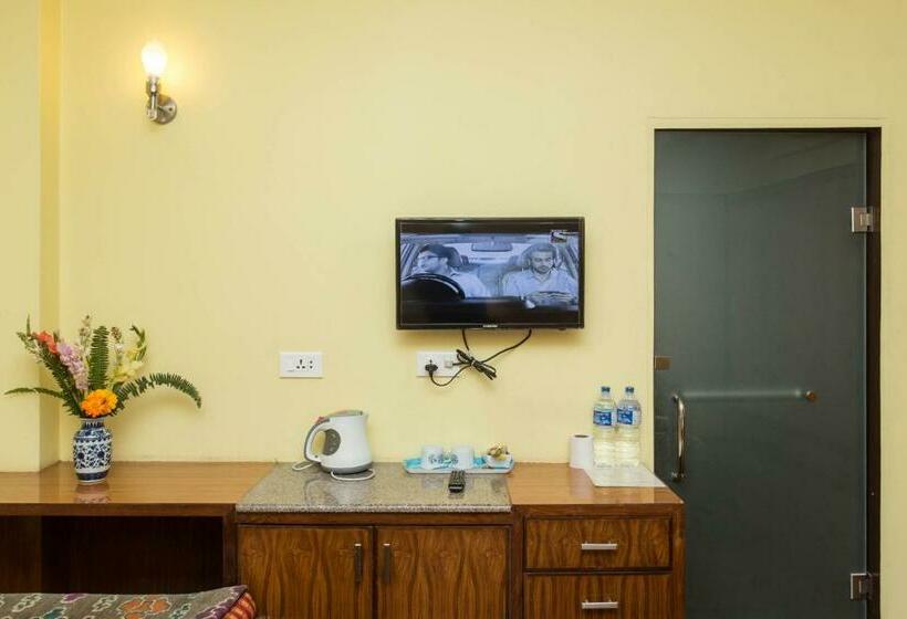 اتاق استاندارد یک نفره, Siddhi Manakamana