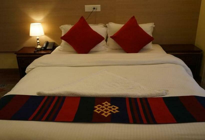 اتاق استاندارد یک نفره, Siddhi Manakamana