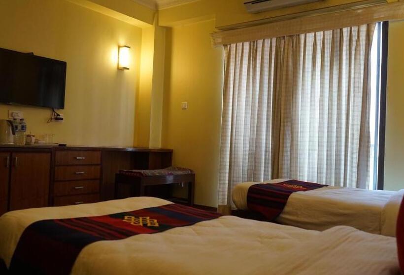 اتاق لوکس, Siddhi Manakamana