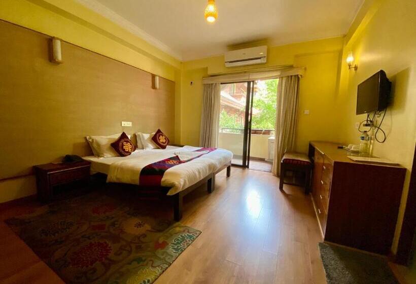 اتاق لوکس, Siddhi Manakamana