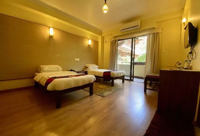 اتاق لوکس, Siddhi Manakamana