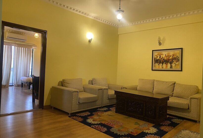 سوییت, Siddhi Manakamana