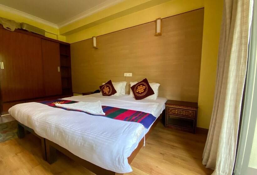 اتاق استاندارد, Siddhi Manakamana