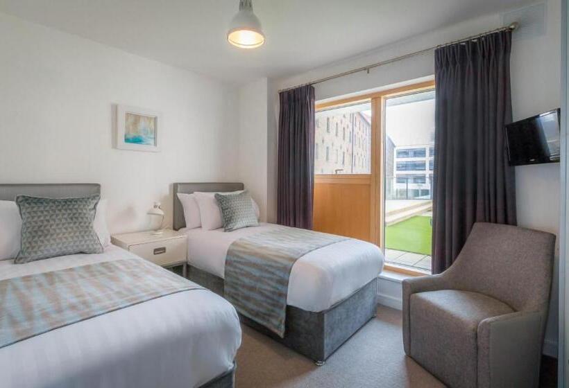 带3个卧室的公寓, Talbot Suites At Stonebridge