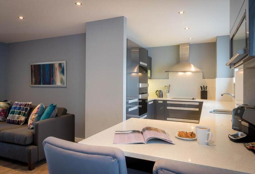 带3个卧室的高级公寓, Talbot Suites At Stonebridge