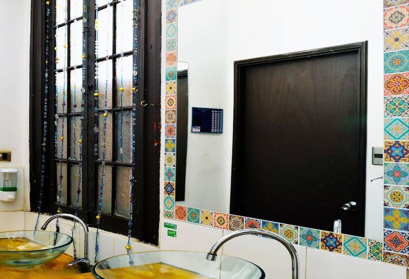 חדר סטנדרט, Santiago Backpackers