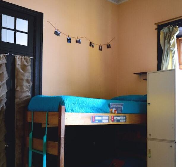 מיטה בחדר משותף, Santiago Backpackers
