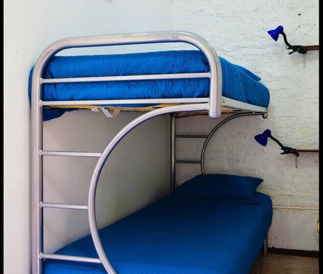 חדר אקונומי, Santiago Backpackers