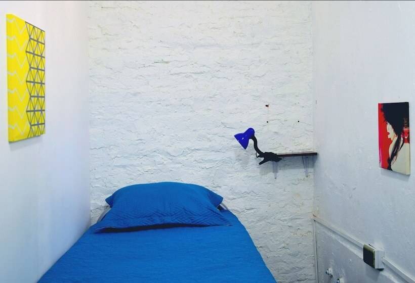 חדר אקונומי, Santiago Backpackers