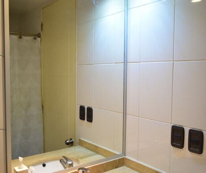 דירת שני חדרים, Santiago Backpackers